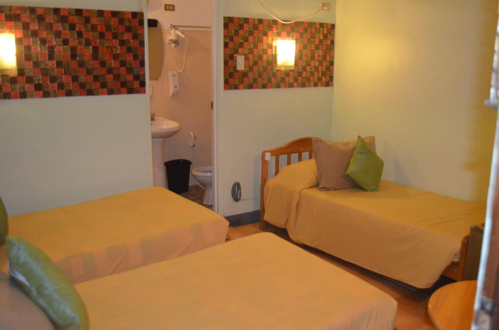 Saint Illian'S Inn Makati San Pedro Makati Eksteriør billede