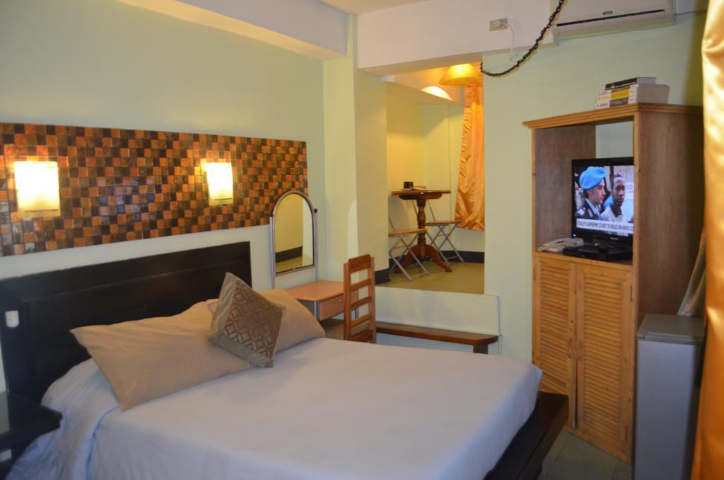 Saint Illian'S Inn Makati San Pedro Makati Eksteriør billede