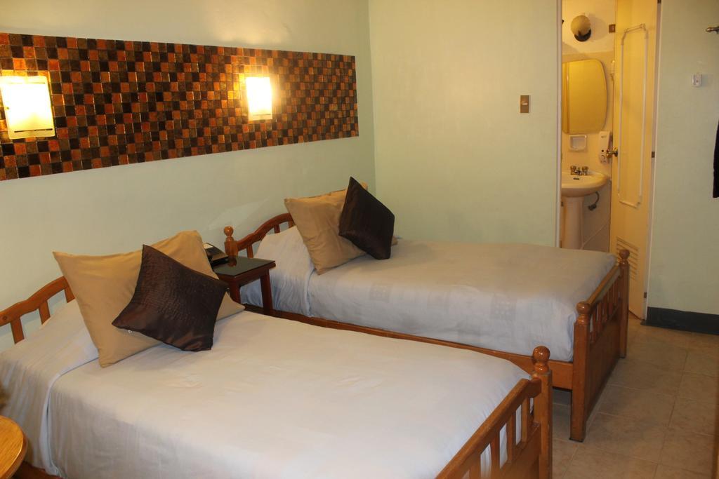 Saint Illian'S Inn Makati San Pedro Makati Eksteriør billede