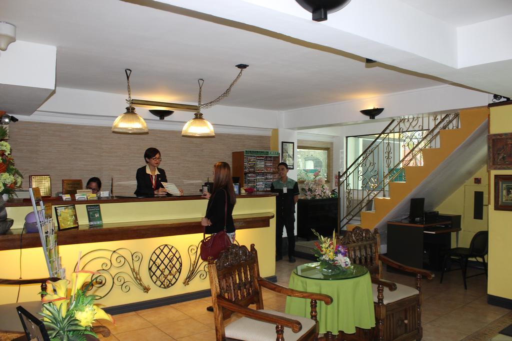 Saint Illian'S Inn Makati San Pedro Makati Eksteriør billede
