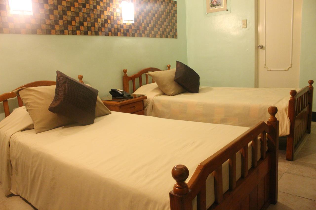 Saint Illian'S Inn Makati San Pedro Makati Eksteriør billede