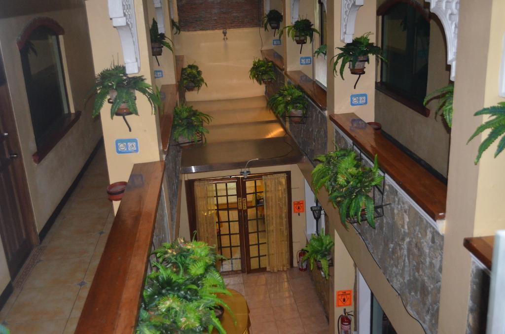 Saint Illian'S Inn Makati San Pedro Makati Eksteriør billede