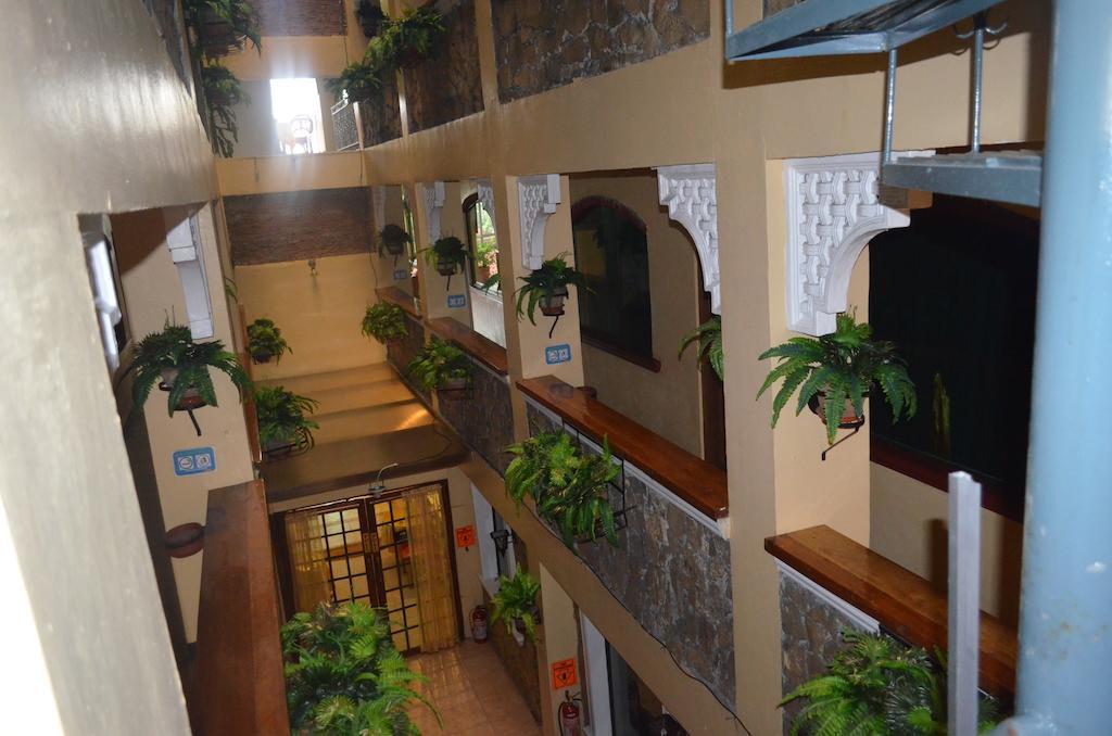 Saint Illian'S Inn Makati San Pedro Makati Eksteriør billede